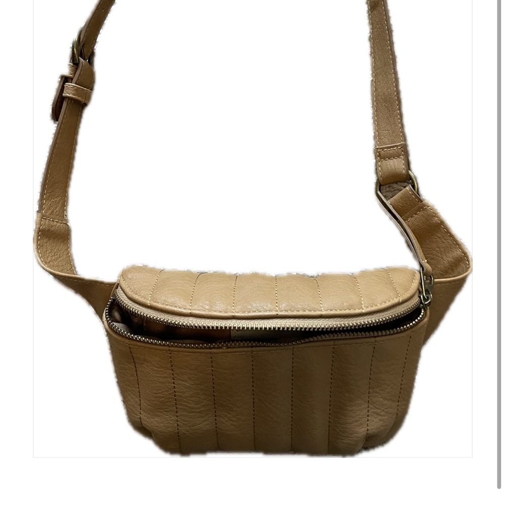 Tan Quilted Leather Crossbody Bag/Fanny Pack